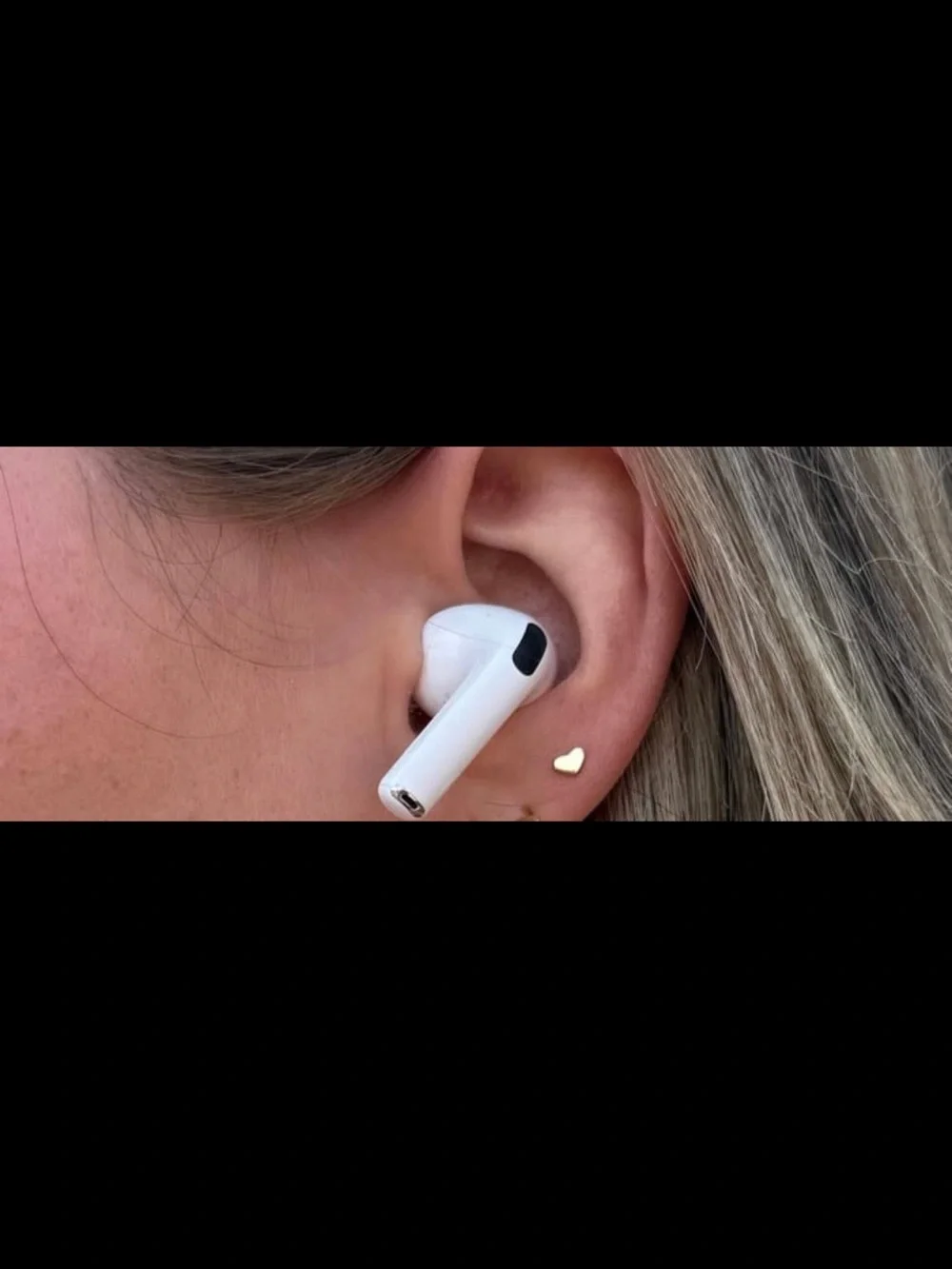 Apple Airpods Pro 3 Wireless headphones
